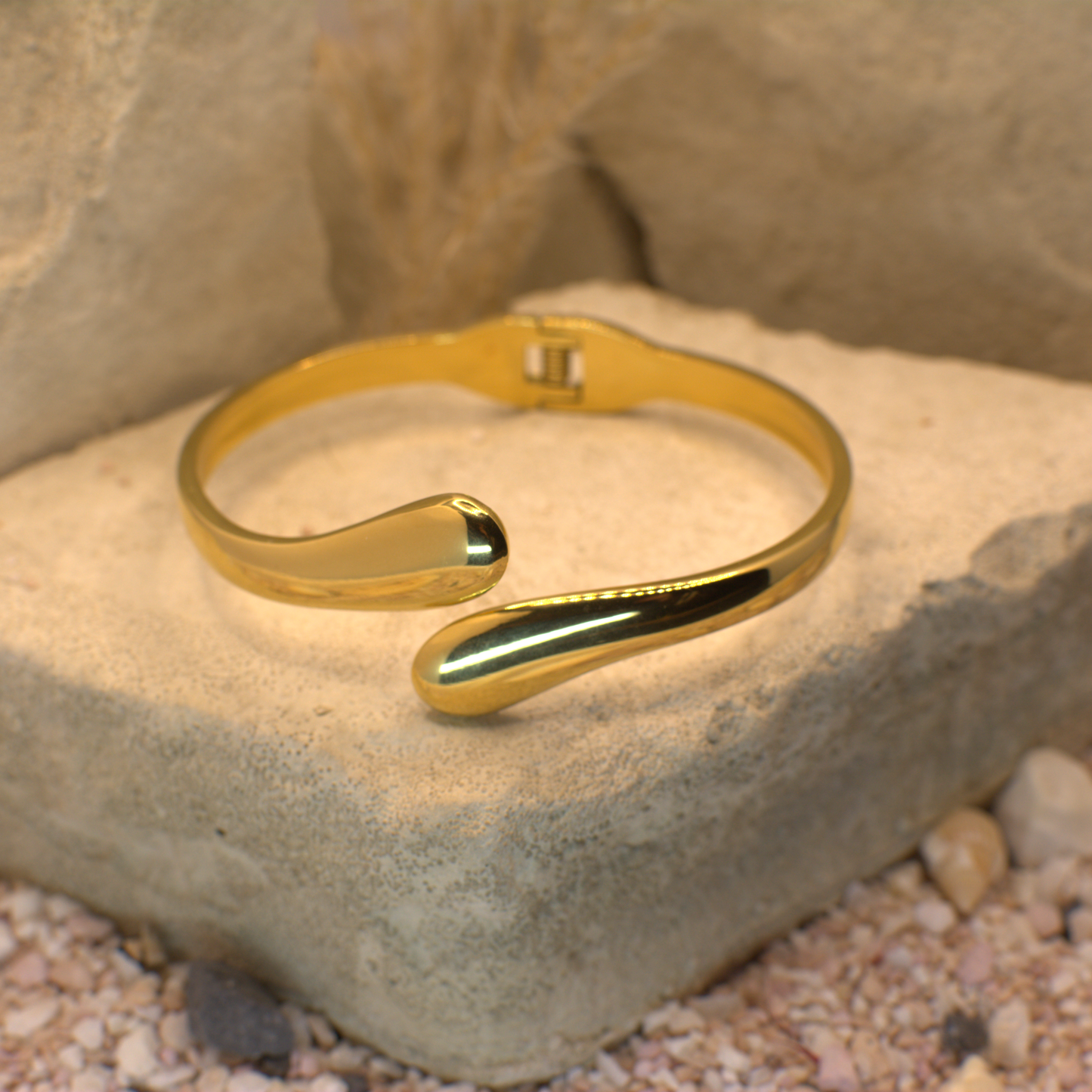 Sculpt Gold |  Bracelet 01