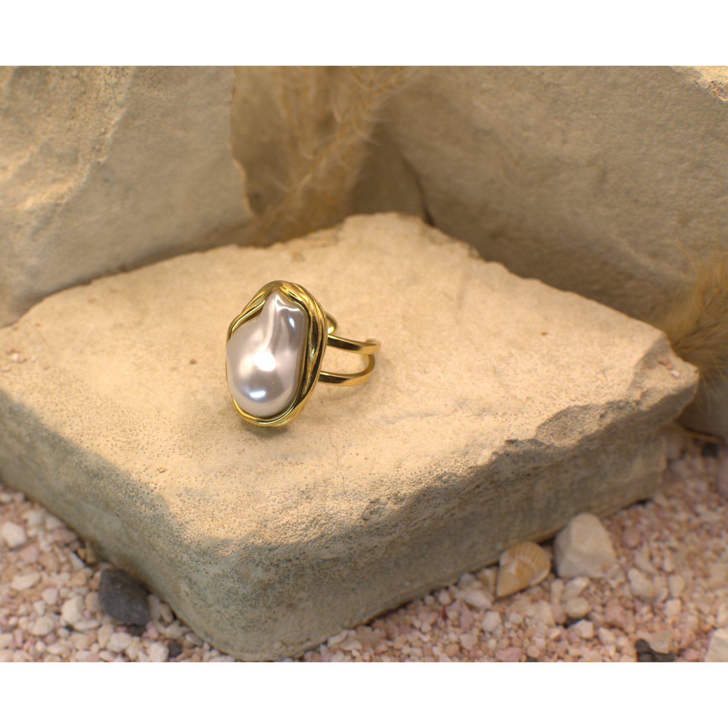 Molten Pearl |  Ring 01