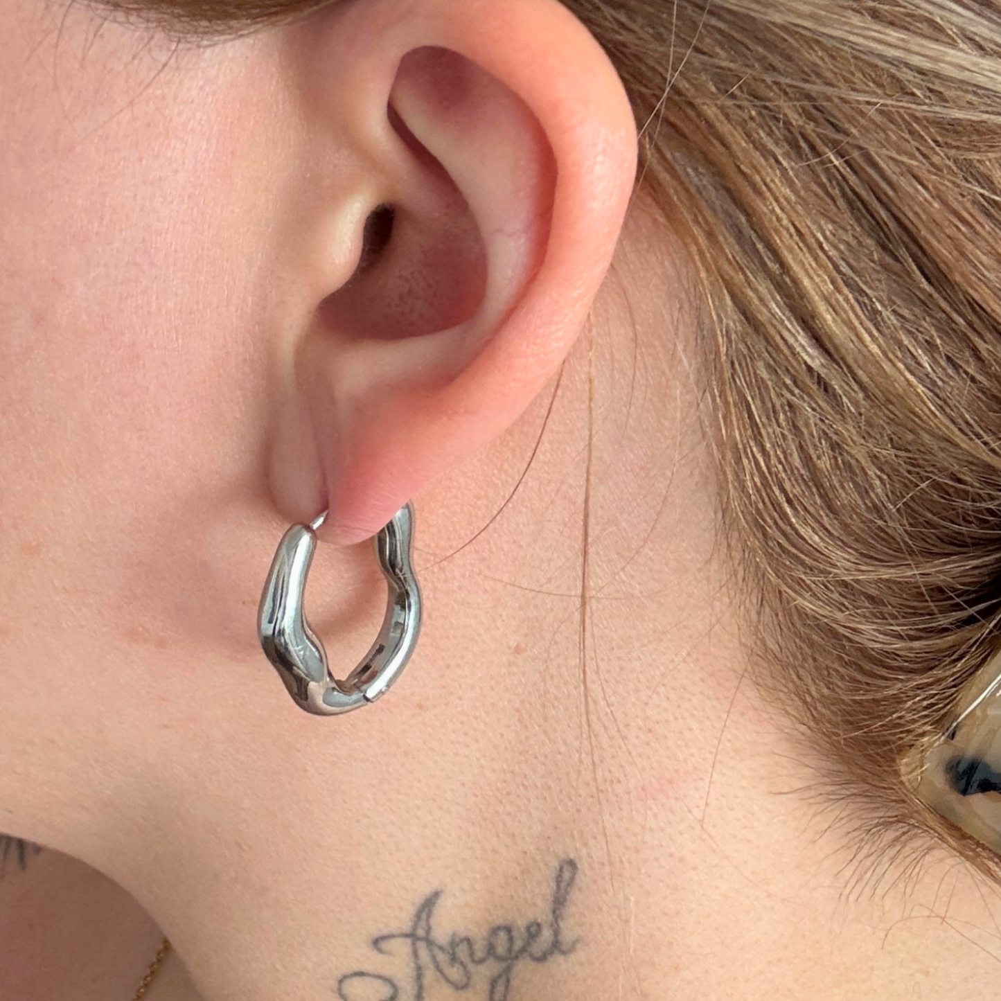 Sculpt Hoop | Earring 01