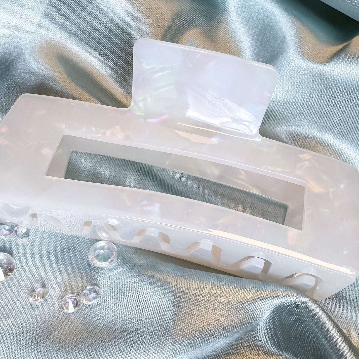 XL Hair Clip – Clear Opal