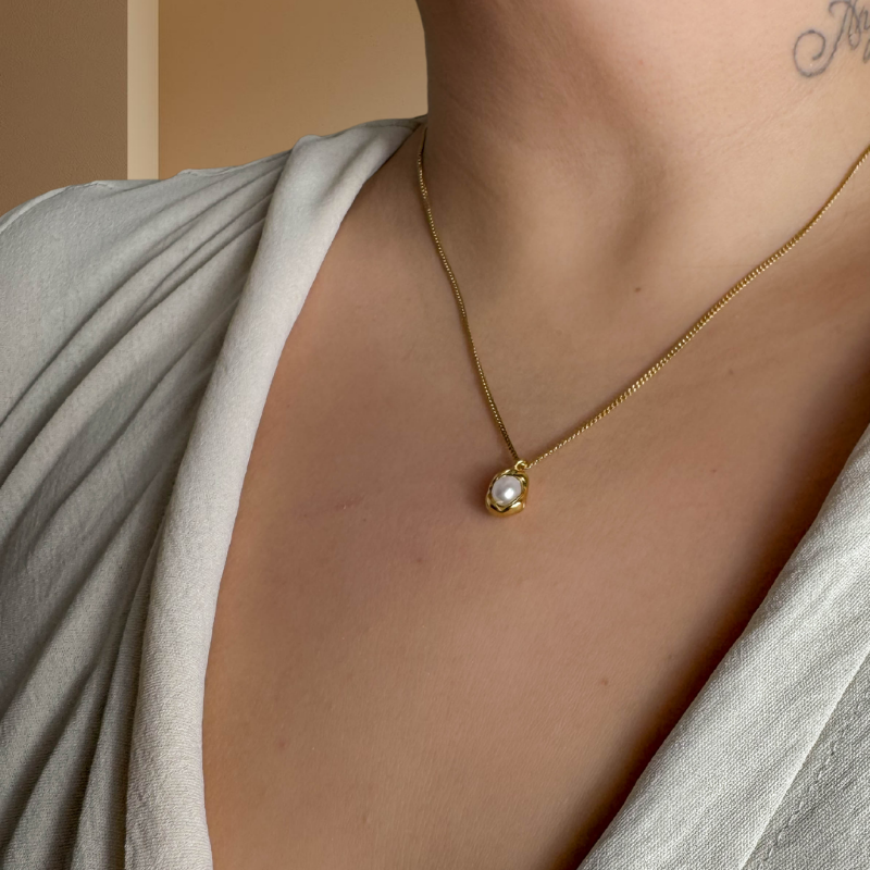 Ivory Drop | Necklace 03